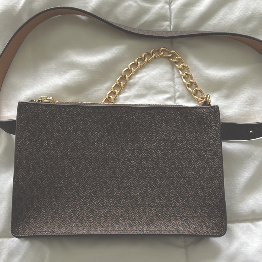 Michael Kors “Fanny pack”
